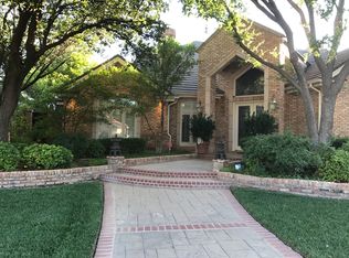 9104 Salem Dr, Lubbock, TX 79424
