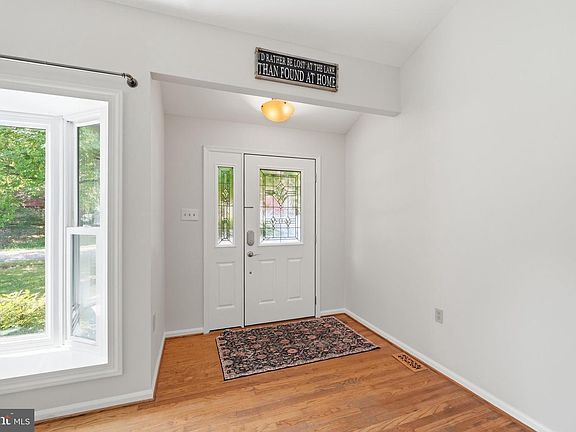 3rd image of 10296 Huron Trl