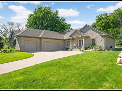 4912 W 69th St, Edina, MN, 55435