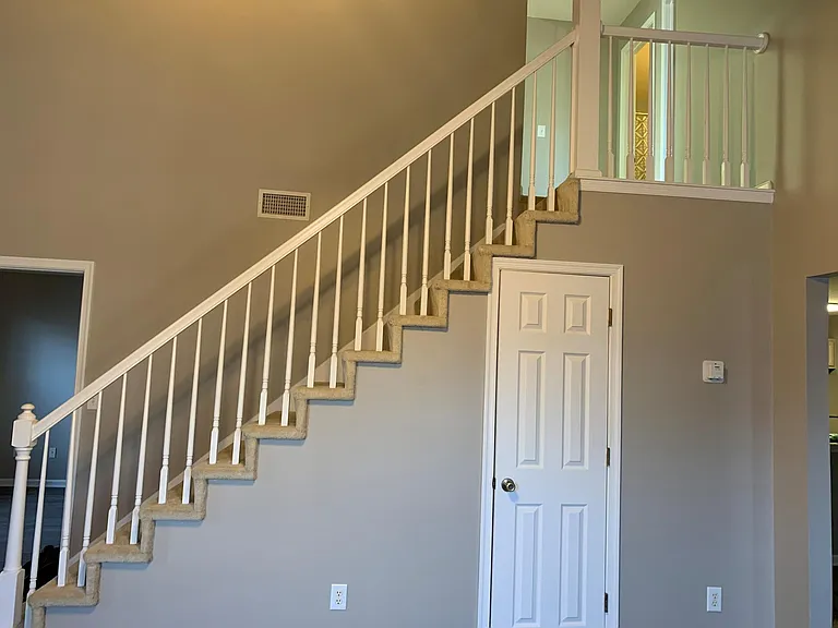 1404 Westgate Cir — Photo 6