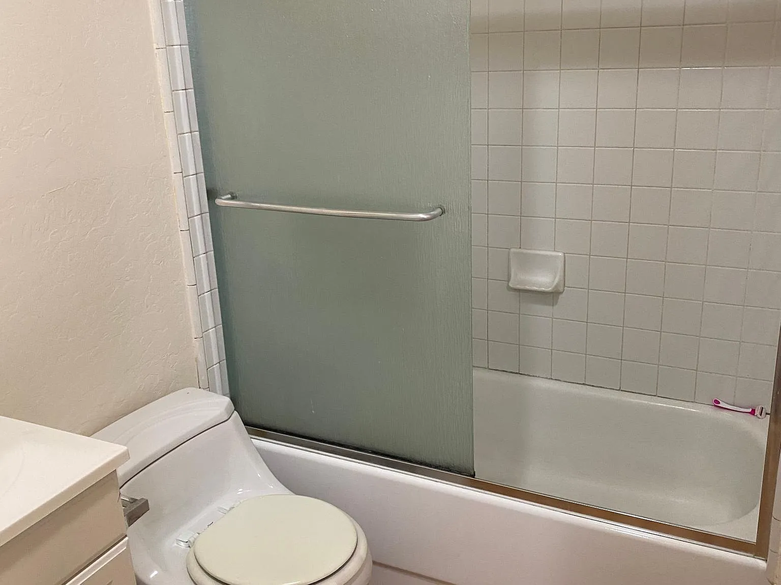 1 bed, 300 sqft, $1,425 — Photo 4