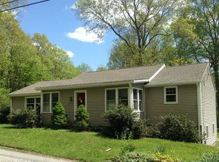 6 Leonard Bridge Rd, Lebanon, CT 06249