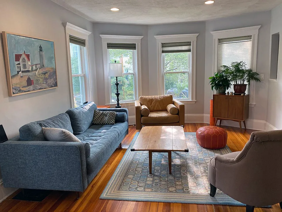 20 School St #1