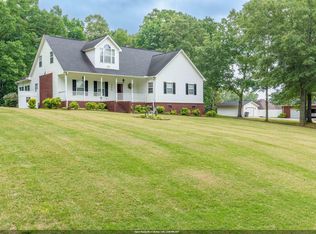 500 Plantation Dr, Killen, AL 35645
