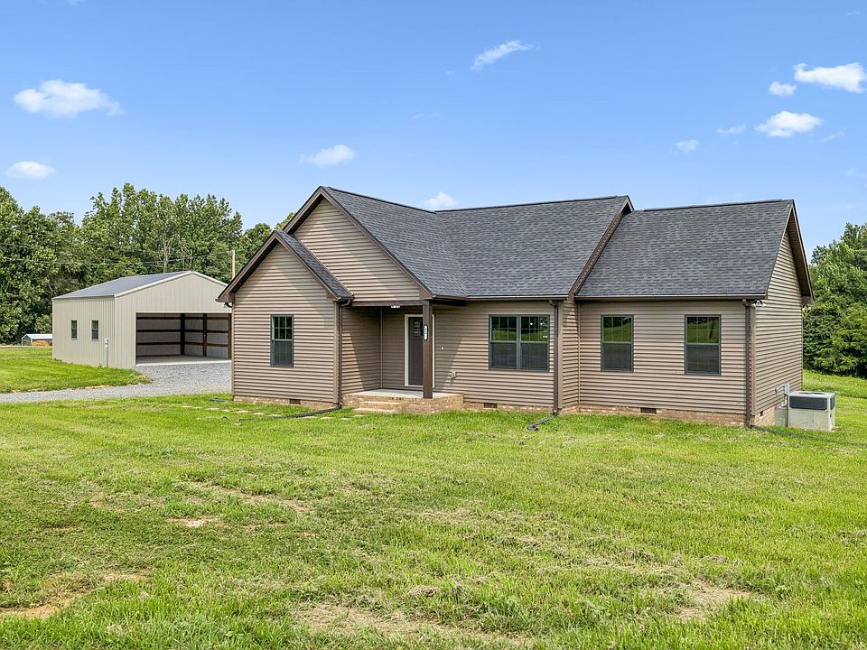 1st image of 32 Iris Way