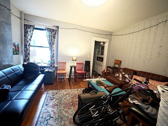 3rd image of 34-25 37th St #1FF