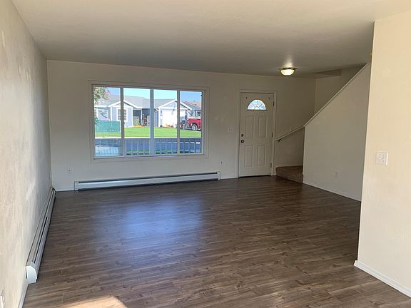 4th image of 1890 N Belmar Dr #1