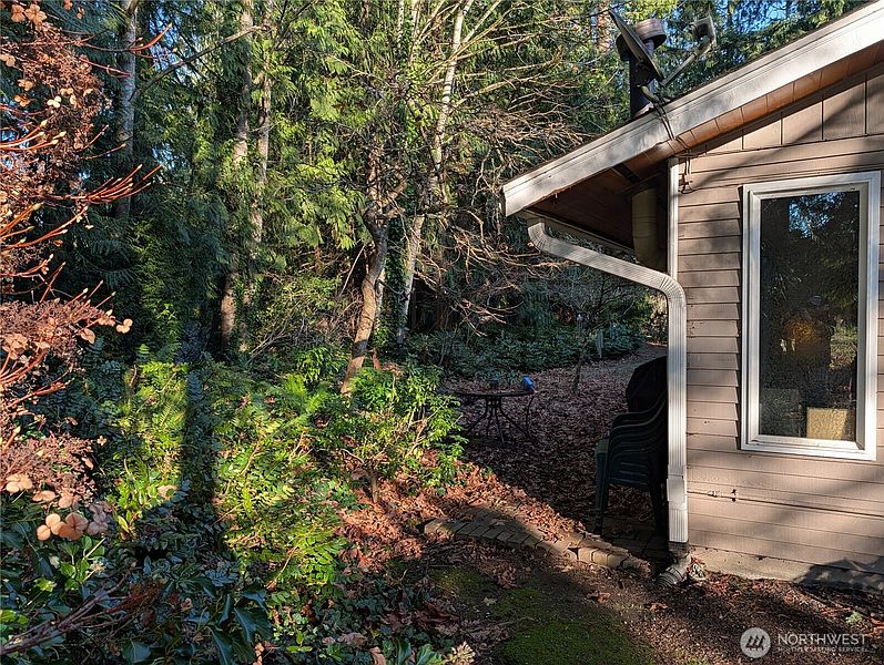 5th image of 12105 25th Avenue SE