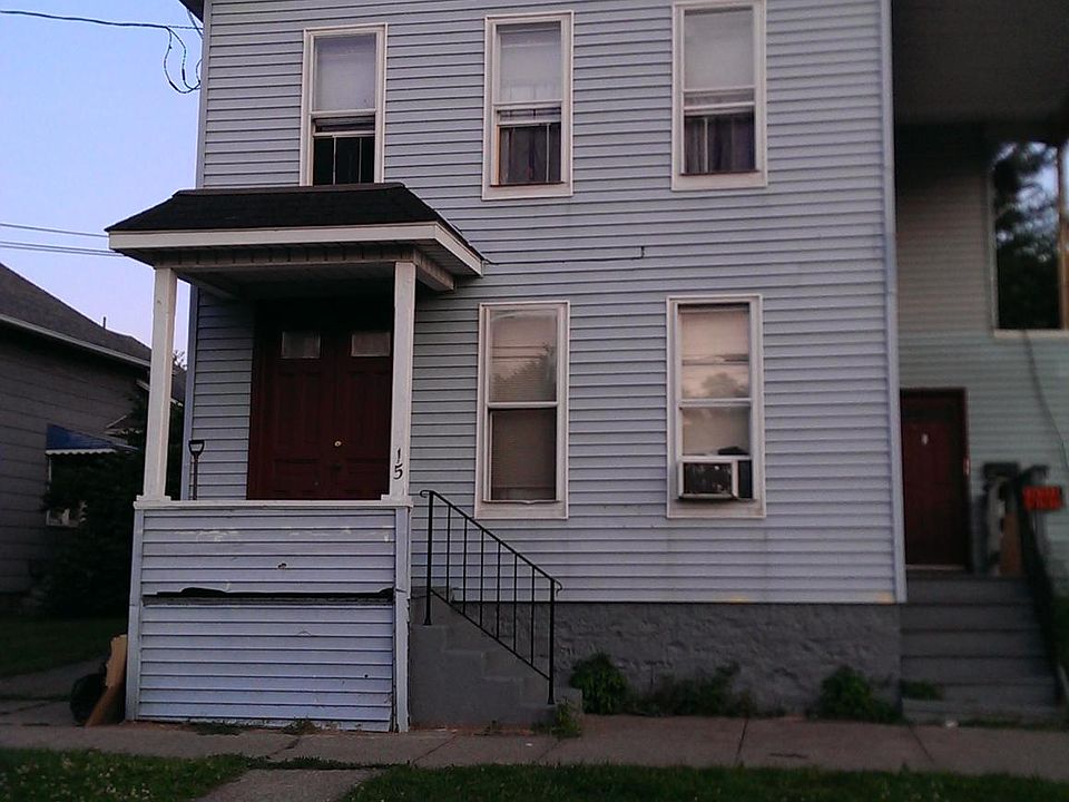 1st image of 615 E 10th St #East