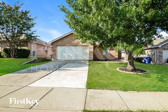 1st image of 1453 Water Lily Dr