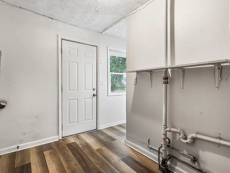 4483 Saint Margaret Ln — Photo 16
