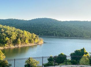 120 Josephs Cv, Lampe, MO 65681