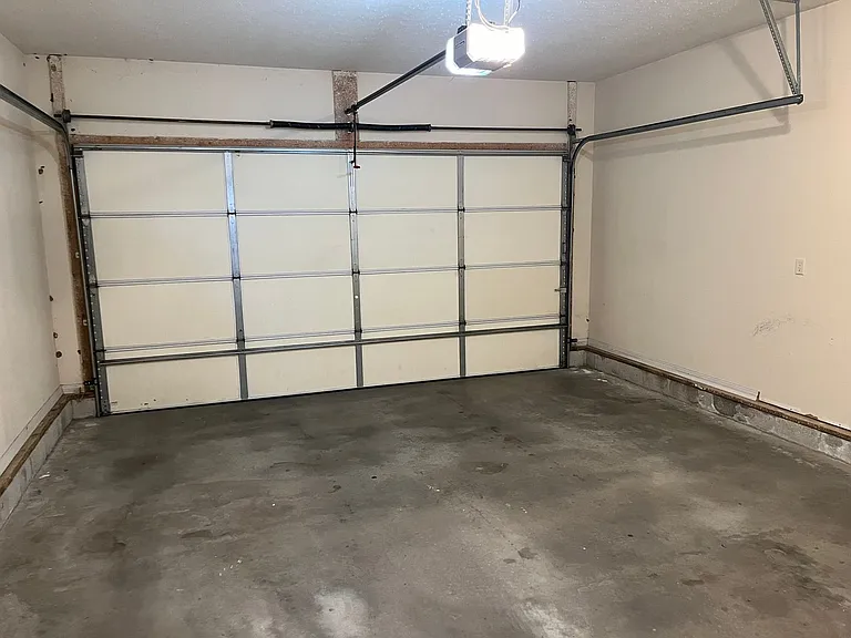 630 N Sunset Ave — Photo 27