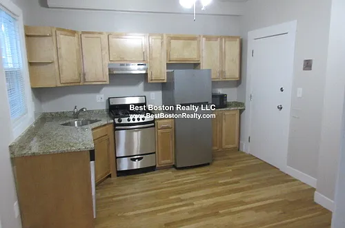 26 John F Kennedy St Photo 1