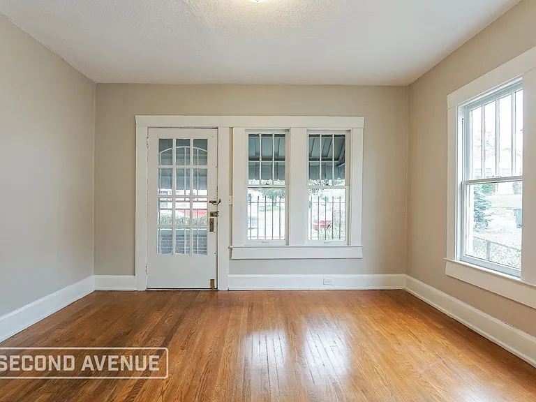 4105 Avenue Q — Photo 4