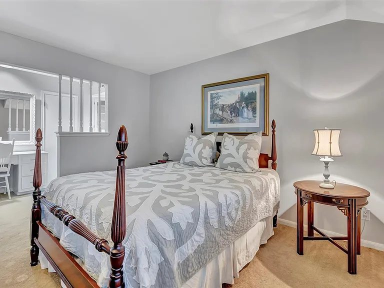 18623 Prince William Ln — Photo 25