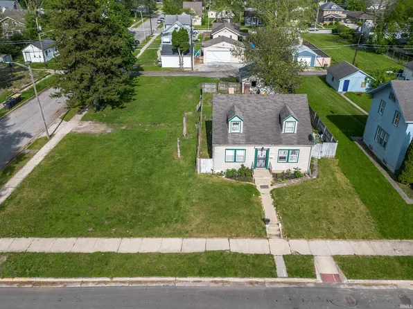 2821 Alexander St, Fort Wayne, IN 46806