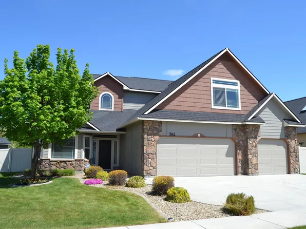 562 N Paddington Pl, Star, ID 83669