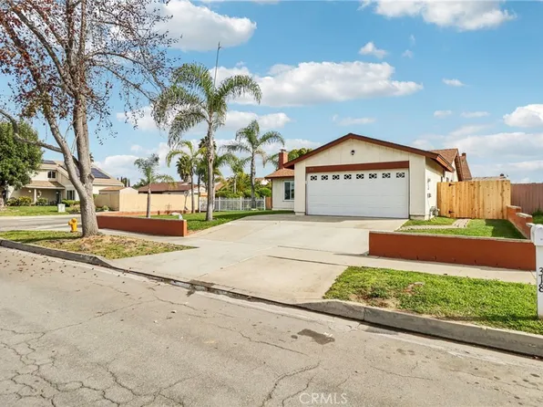 318 Festival Dr, Oceanside, CA 92057