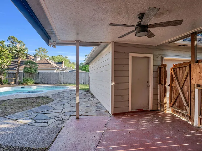 12411 Exbury Ct — Photo 43