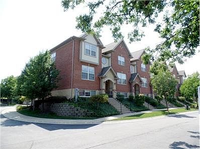 2nd image of 100 Creekbend Ct #100