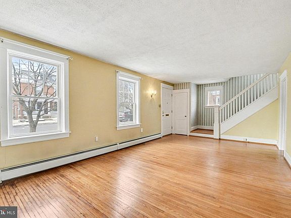 5th image of 121 S 15th St