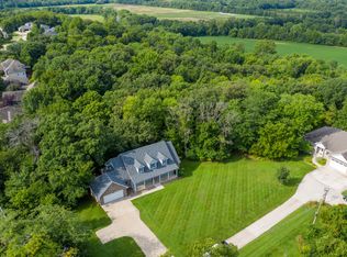 2203 Beckys Bluff Ct, Columbia, MO 65203