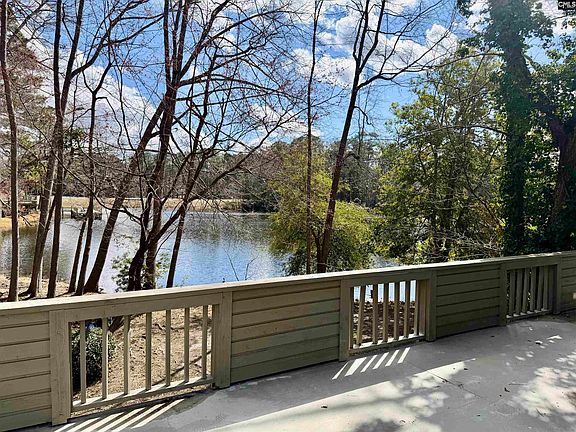 3rd image of 74 Ridge Lake Dr