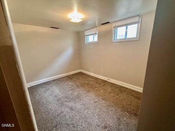 bismarck-north-dakota-217387136 picture