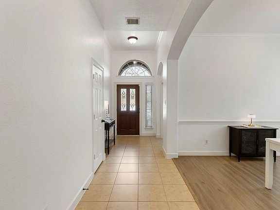 5th image of 71 Sagamore Ridge Pl