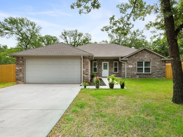 602 Cedar St, Mineral Wells, TX 76067