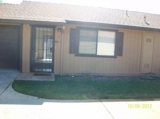 2553 Sabre Ct APT A, Redding, CA 96002