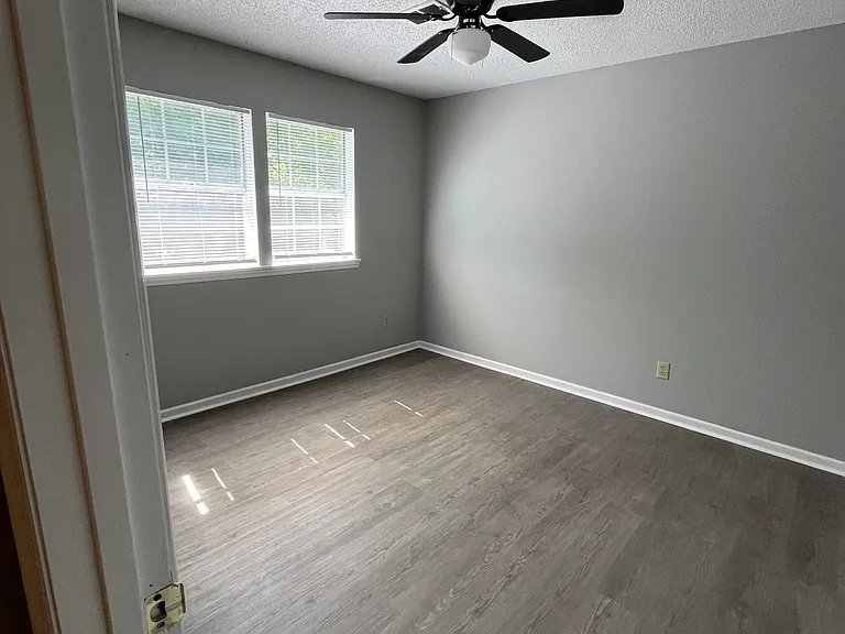 337 Daniel St #4 — Photo 10