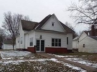 308 N Main St, Lenox, IA 50851