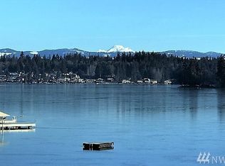 15219 W Lake Goodwin Rd, Stanwood, WA 98292