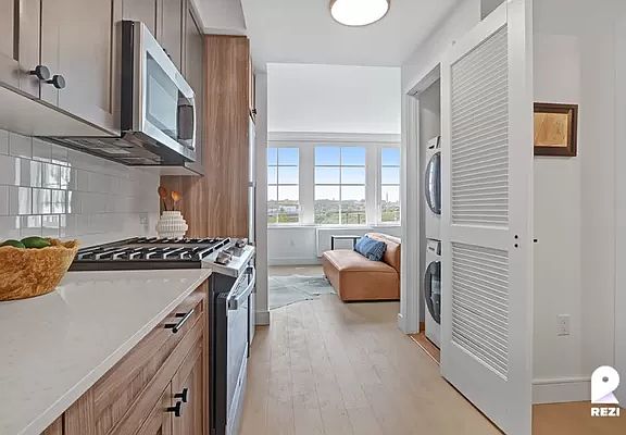 3rd image of 3620 Steinway St APT 517