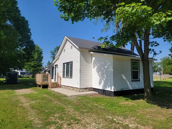237 Arbor St E, Marcellus, MI 49067
