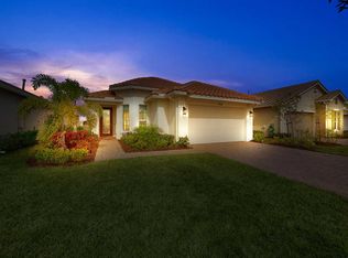 9961 SW Trumpet Tree Cir, Port Saint Lucie, FL 34987