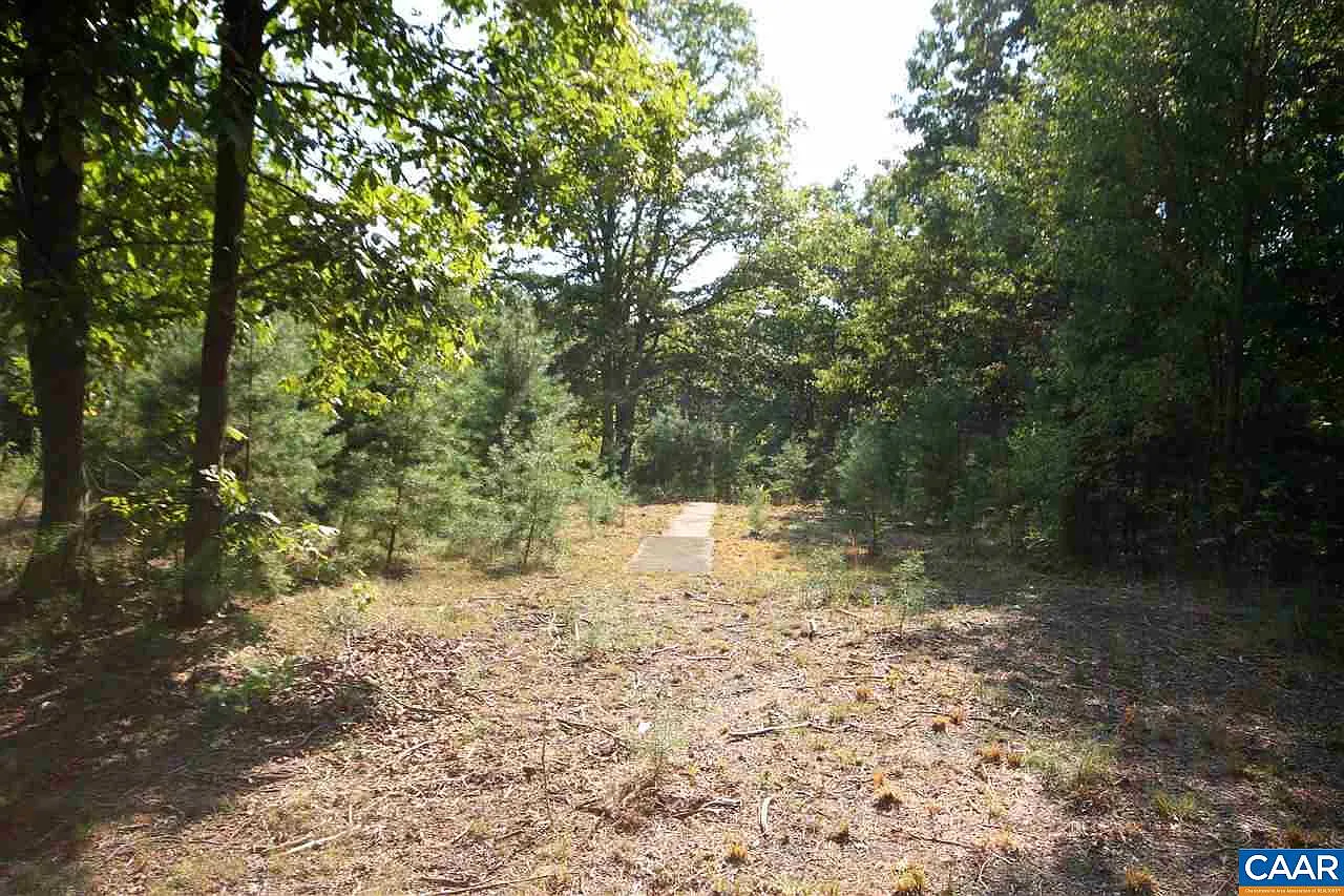 793 Bedrock Ln photo 1