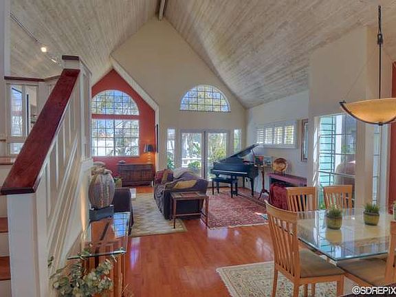 3rd image of 813 Nantasket Ct APT B