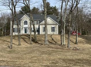 21 Glen Rd, Hopkinton, MA 01748