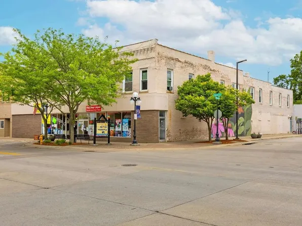 546 2nd St, Webster City, IA 50595