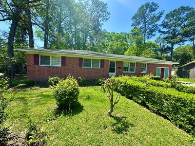 121 Saint Johns Dr, Dothan, AL, 36301