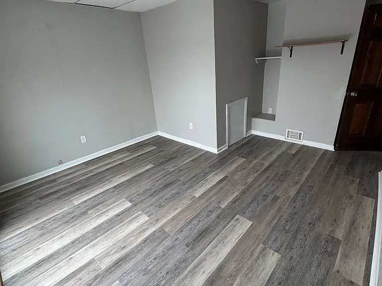 2840 Josephine St — Photo 3