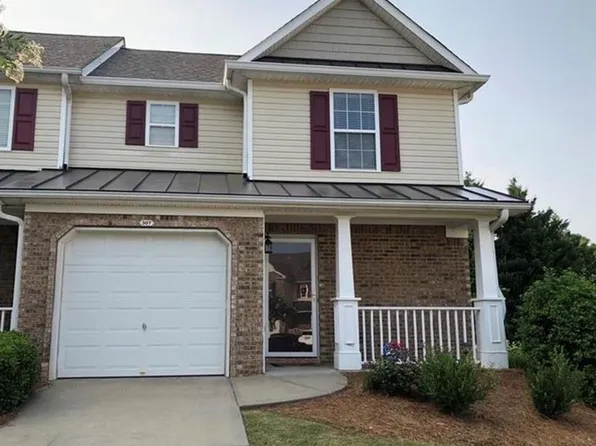 307 Fox Overlook, Woodstock, GA 30188