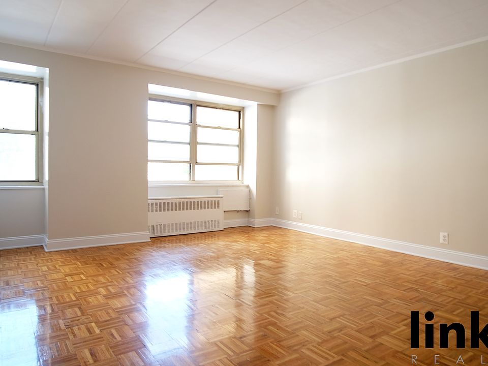 2nd image of 111 N 3rd Ave APT 2A