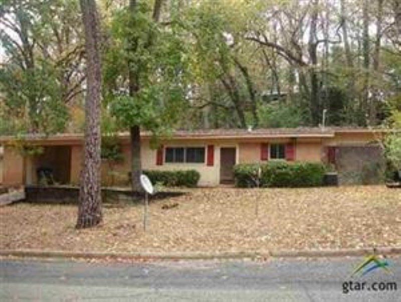 1st image of 2912 Medina Dr