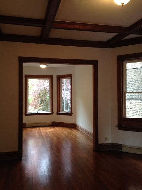 beamed ceilings in dining room