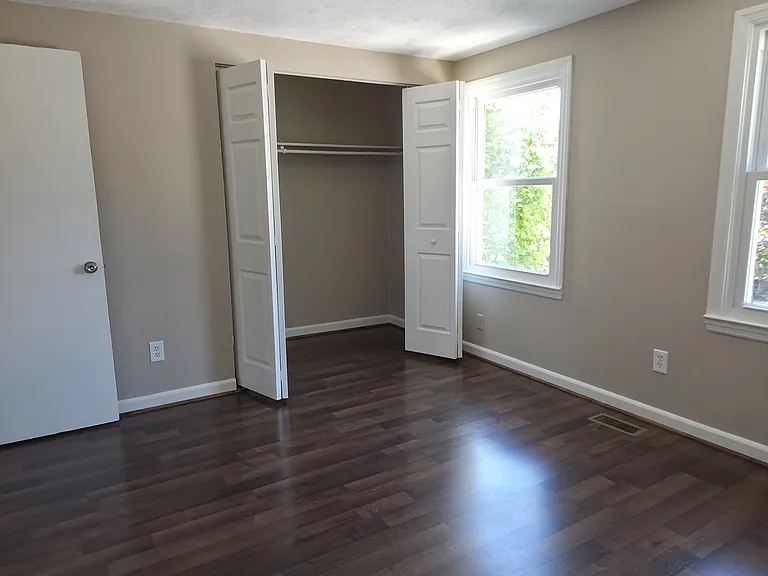 24 Lerner Ct #32H — Photo 10