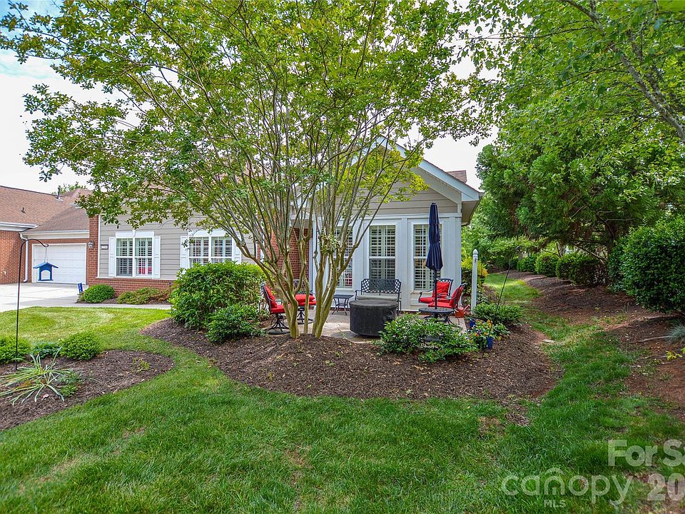 1st image of 2249 N Castle Ct